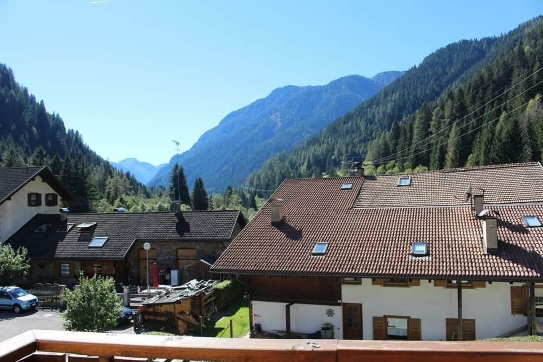 Appartamento Viola ed Elia Predazzo Exterior foto