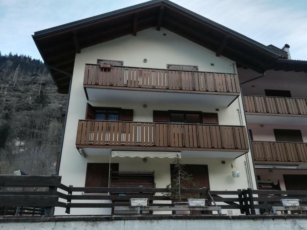 Appartamento Viola ed Elia Predazzo Exterior foto